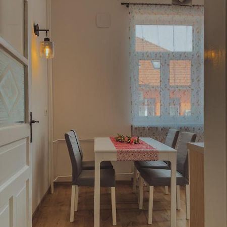 Pirc Apartment On Dunajska Street Liubliana Exterior foto